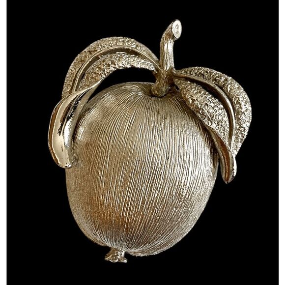 Sarah Coventry Jewelry - Vintage 1960s Sarah Coventry SARAHCOV‎ Adam’s Delight Silver-Tone Apple Brooch